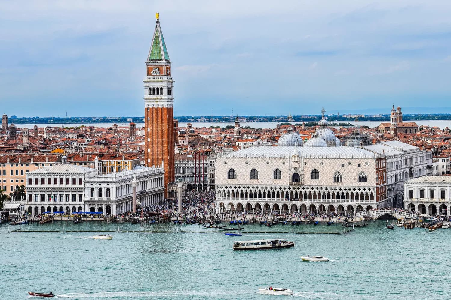 Venedig Dogenpalast Blick von Lagune